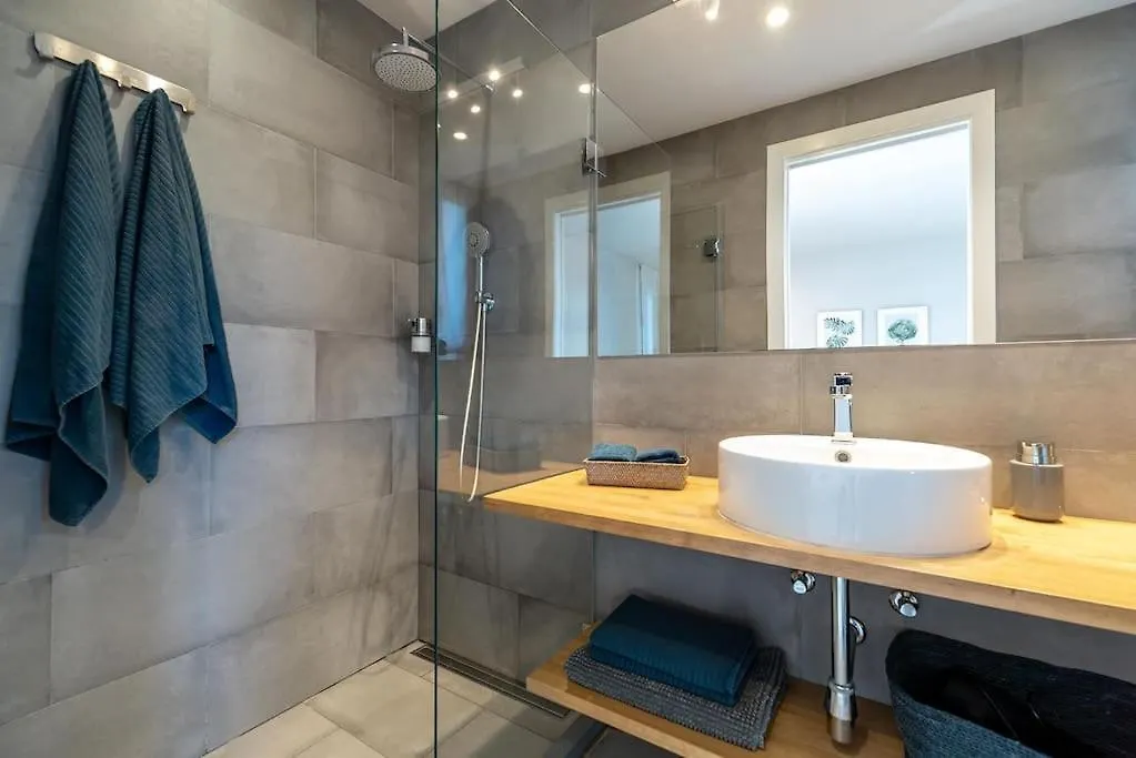 Gava Ocean View Apartment